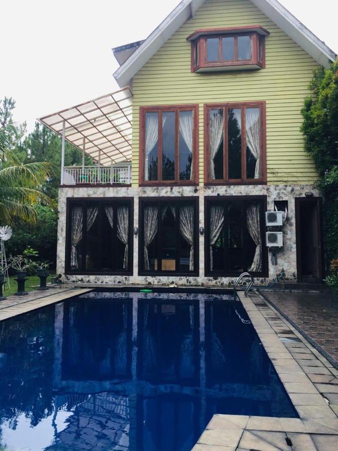Villa Gathering Yuni Syahla Citaringgul Eksteriør bilde