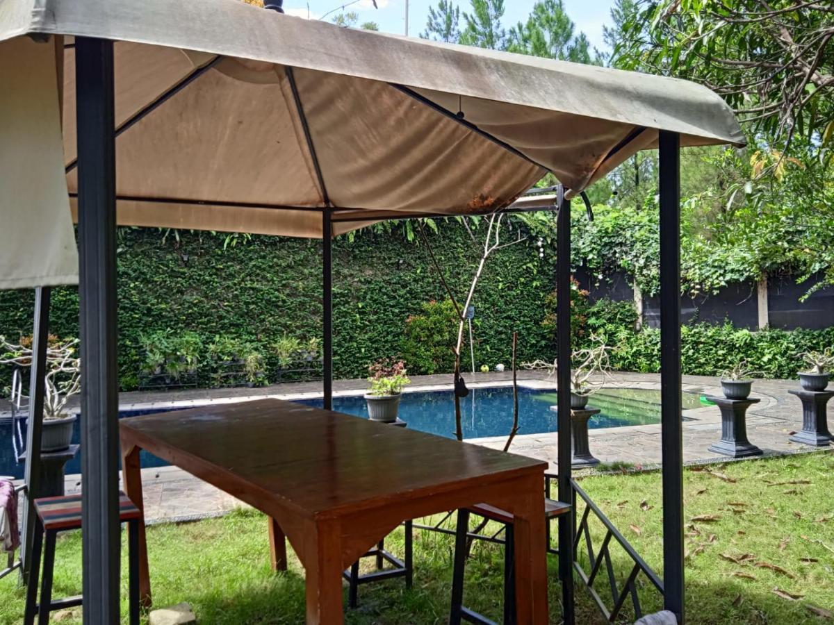 Villa Gathering Yuni Syahla Citaringgul Eksteriør bilde