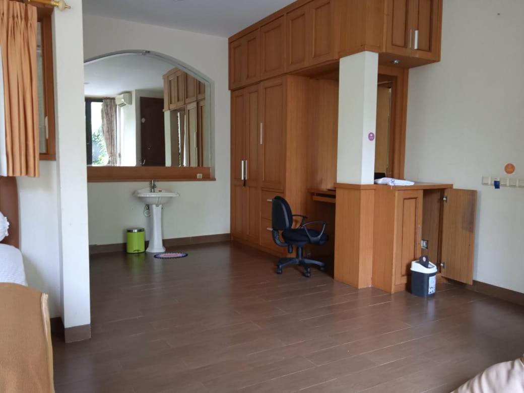 Villa Gathering Yuni Syahla Citaringgul Eksteriør bilde