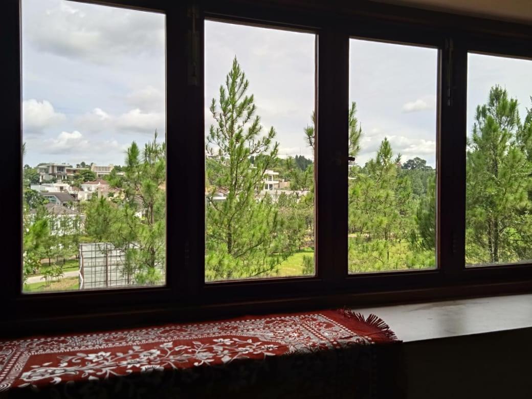 Villa Gathering Yuni Syahla Citaringgul Eksteriør bilde