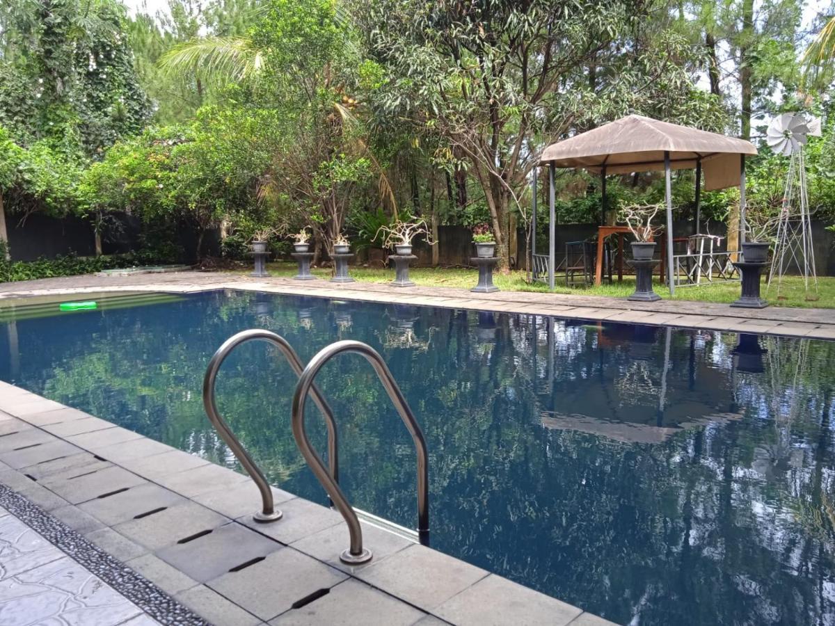 Villa Gathering Yuni Syahla Citaringgul Eksteriør bilde